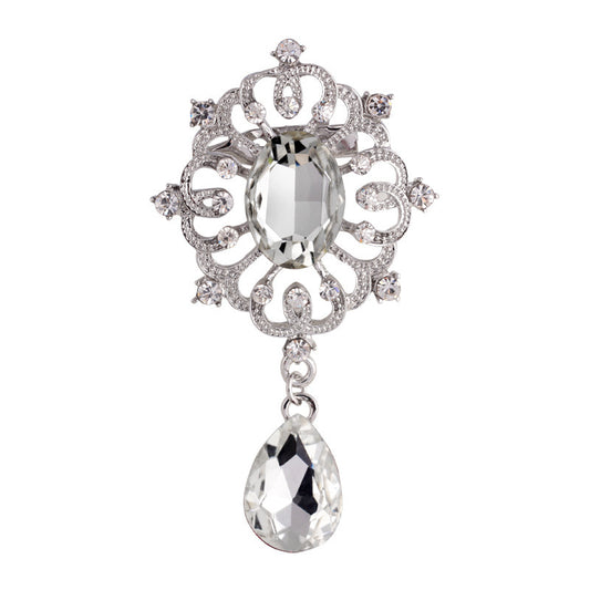 Korean Rhinestone Leaf Brooch with Full Diamonds